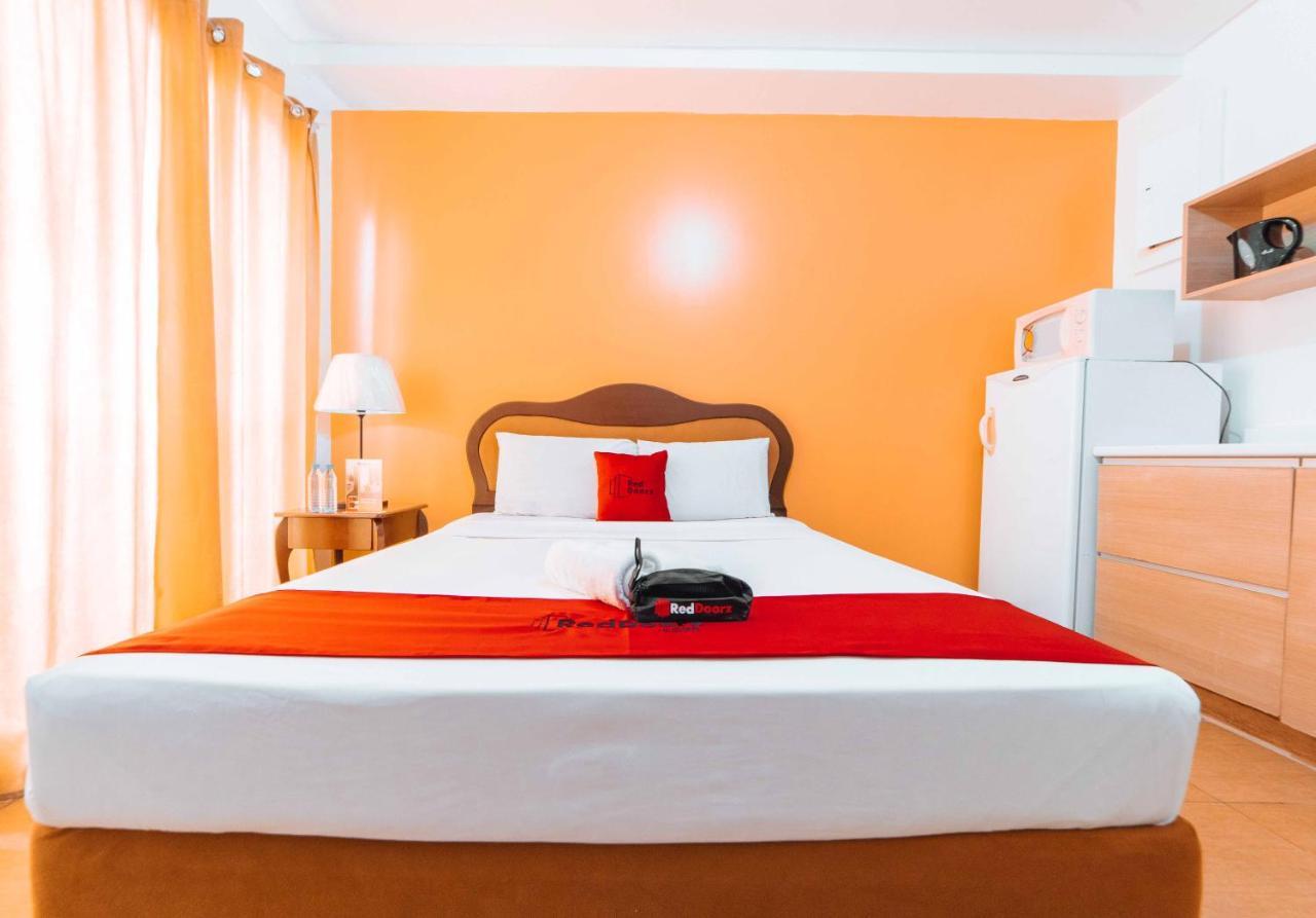 Reddoorz At Bel Air Soho Suites Макати Экстерьер фото